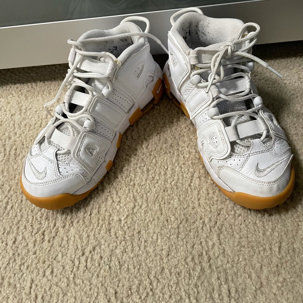 NIKE AIR MORE UPTEMPO